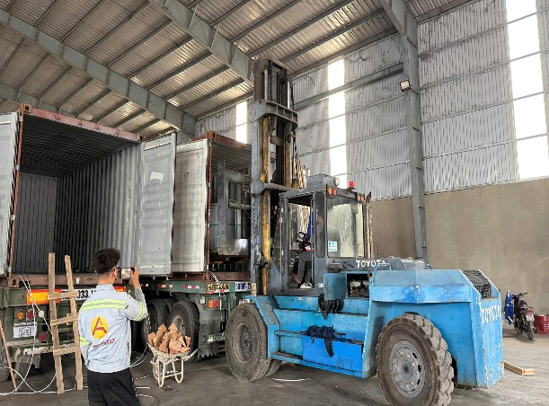 Đóng hoặc rút hàng