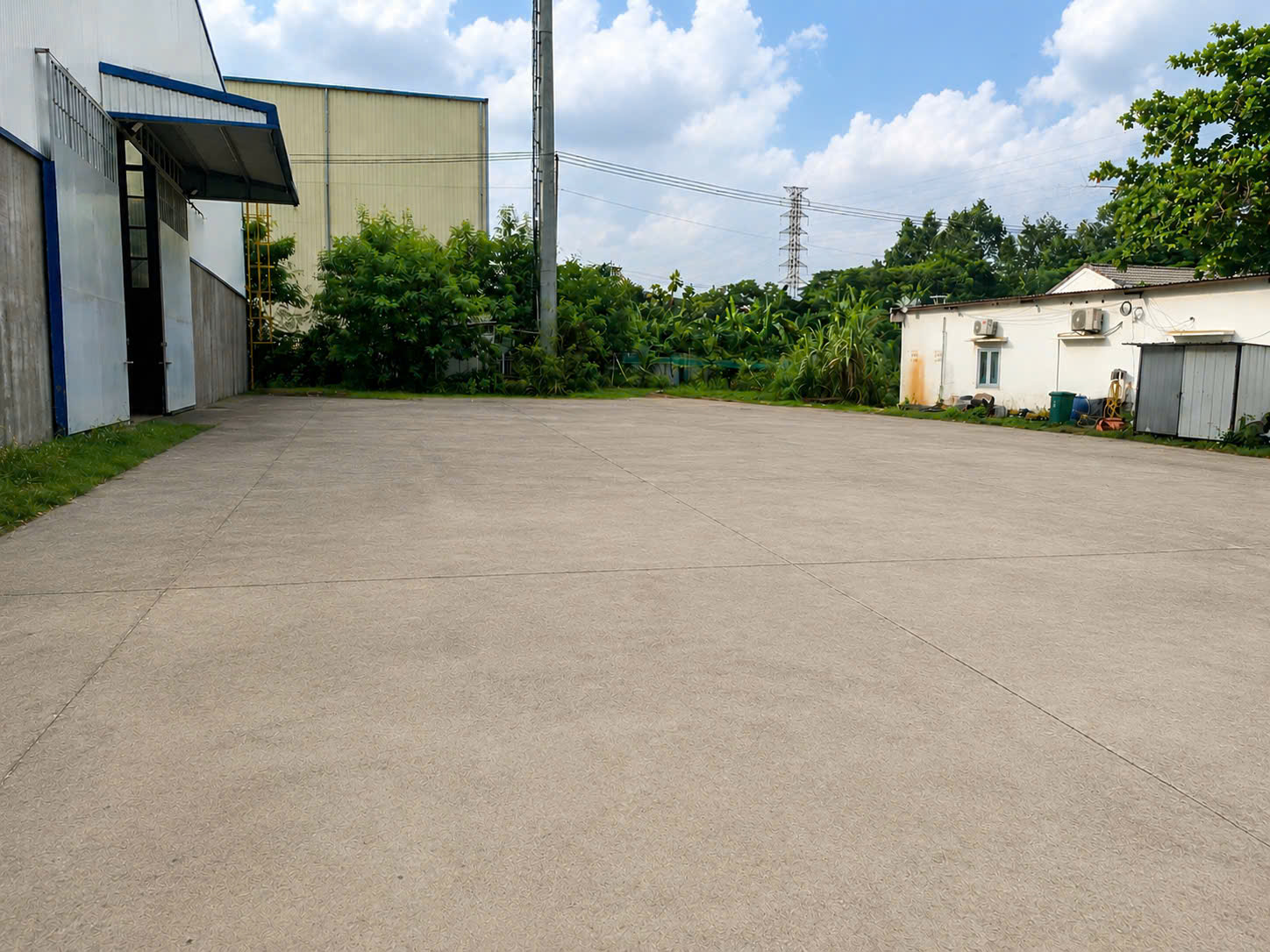 Khảo sát mặt bằng